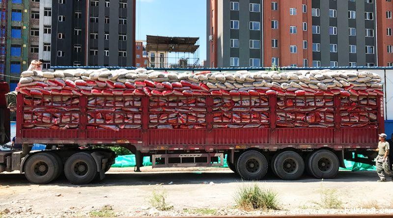 铺设1.jpg